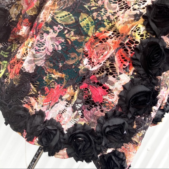 Handmade sequin, lace, and roses kimono jacket - Picture 4 of 8